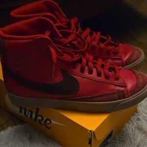 Nike Blazer Mid '77 VNTG Size 9